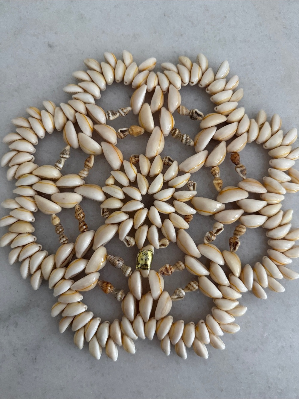 Cowrie Shell trivet / doily - Picture 6 of 7